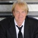 John Tesh